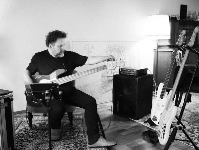 Lutz, Vincent Bässe, mit Glockenklang